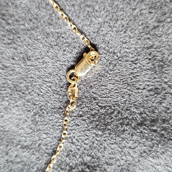 Yellow gold chain and earring set. Black and white stones. 14k gold. Gorgeous. - Picture 3 of 8